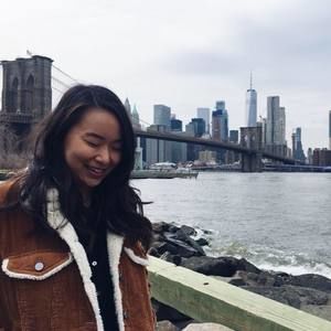 Meet your Posher, Lindy